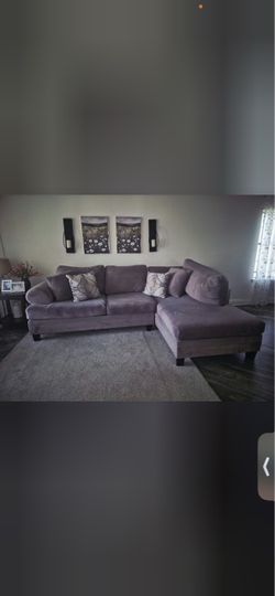 Gray Fabric Sectional Sofa with Chaise