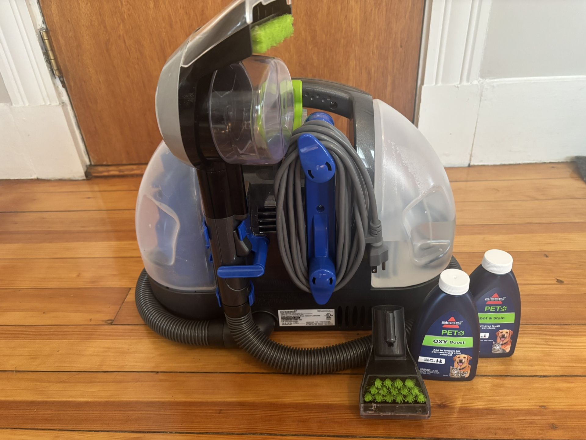 Bissell Little Green Pet Deluxe Portable Carpet Cleaner and Car/Auto Detailer, 3353, Gray/Blue