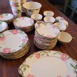 Franciscan Ware Apple Design 