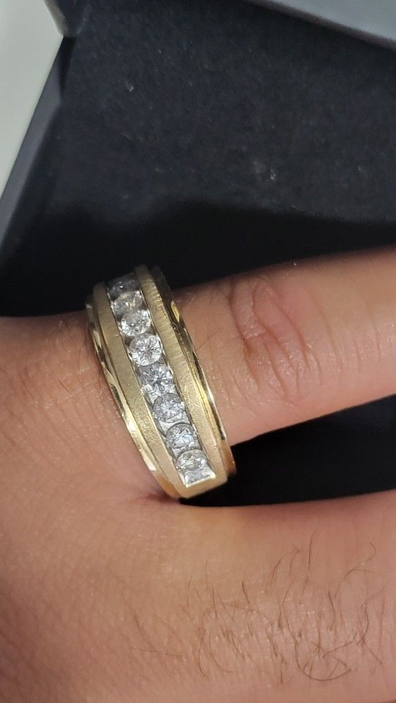 Diamond Ring 1krat 10 K Gold