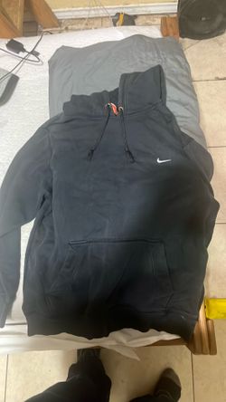 Nike hoodie large men/woman