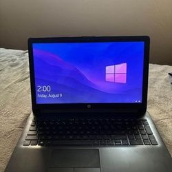 HP Laptop 15.6in screen