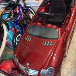 Mercedes Kids Pedal Car