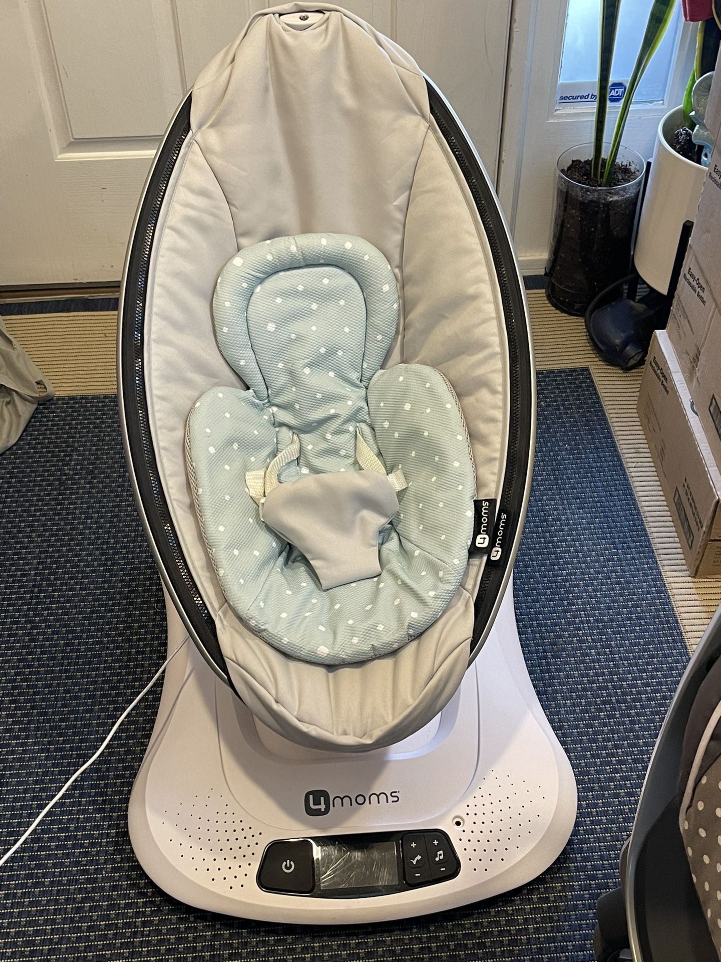 4Moms Baby Swing With Babocush Pillow