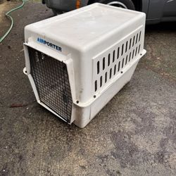 Large Dog Kennel / Pet Crate – Airline Approved “Airporter”
