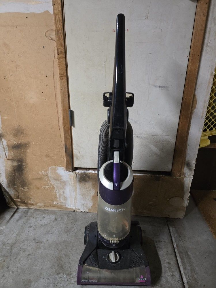 Bissell Cleanview Vacuum Cleaner