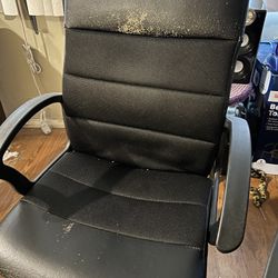 2 Rolling Chairs 