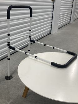 Adjustable bed side rail for seniors