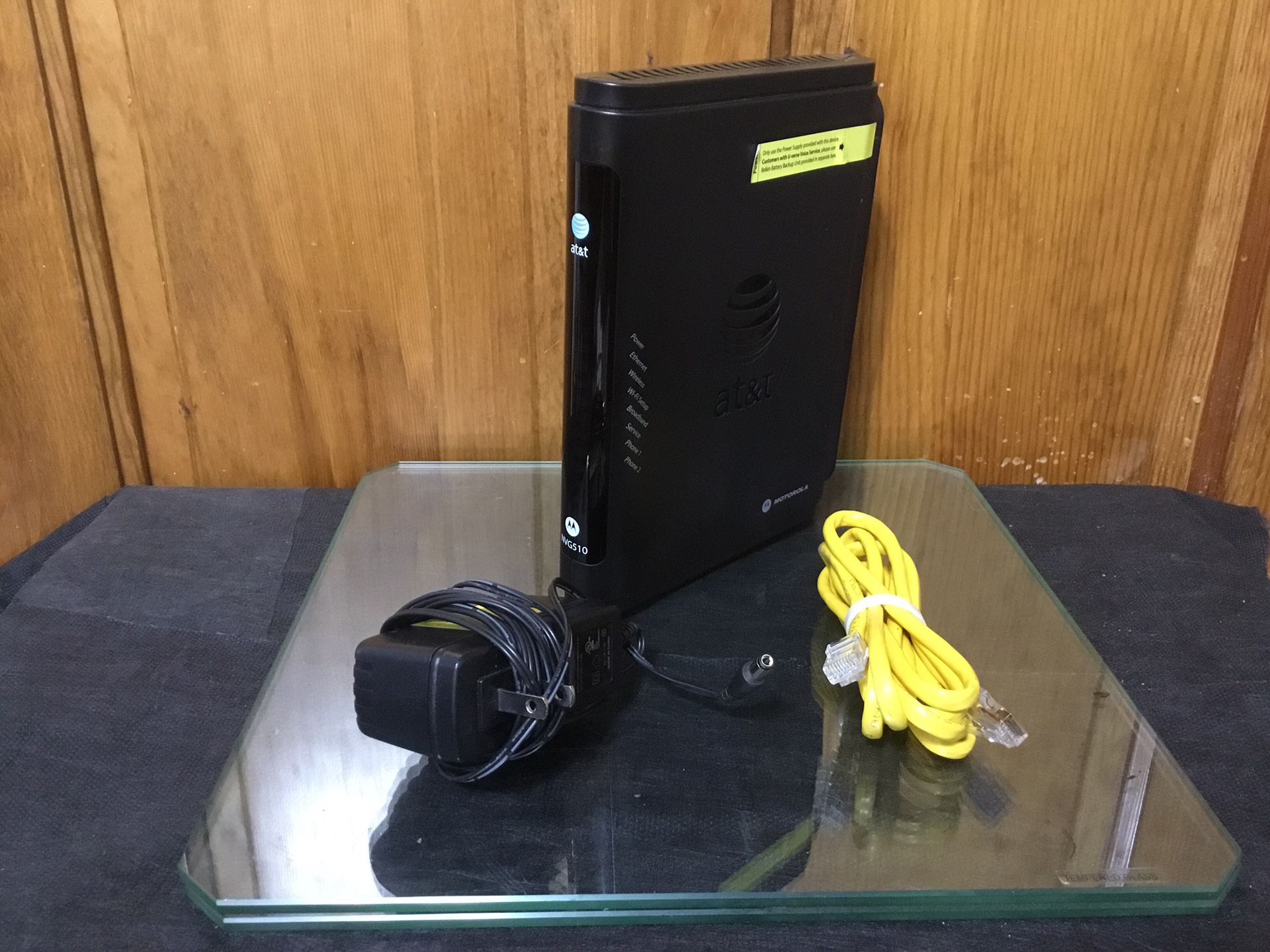 AT&T Motorola NVG510 U-Verse Modem Router Combo 4-port DSL Wireless Like New - Barely Used - Includes Modem, Power Adapter, and Ethernet Cable ONLY