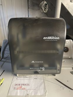 Enmotion Paper Towel Dispenser