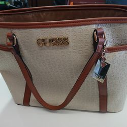 GUESS      BAG
