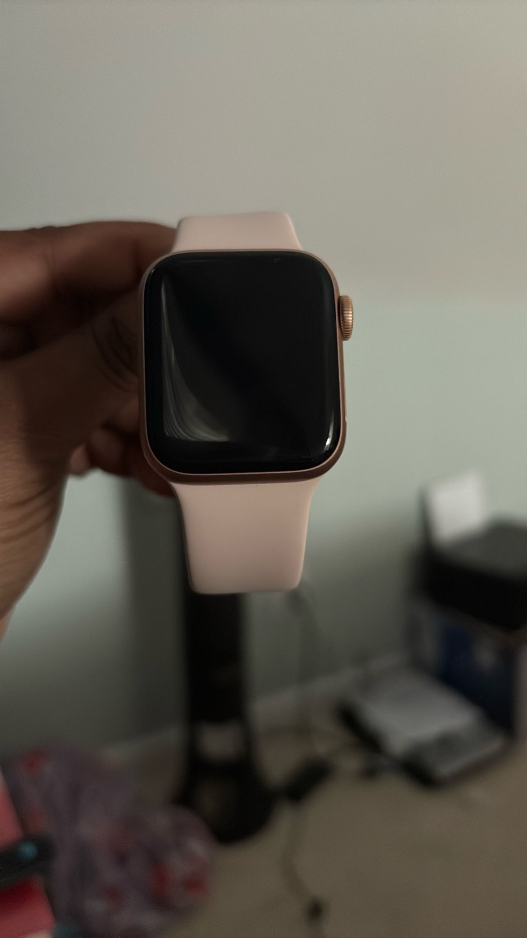 Apple Watch Series 5 Pink