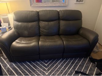 Recliner couch