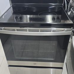 Ge   Electric Stove 30 Inches