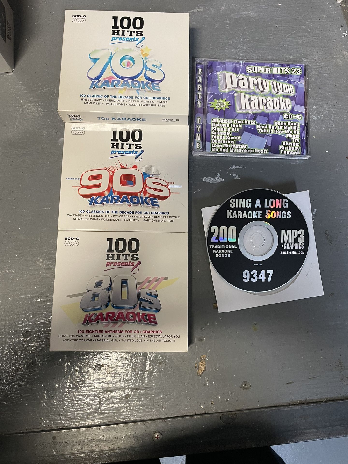 100 Hits Presents 70’s, 80’s, And 90’s Karaoke