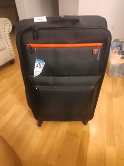 Black Luggage - 30 In