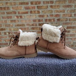 UGG Romery Heritage Lace Up Plush Chestnut Color US Size 8.5 