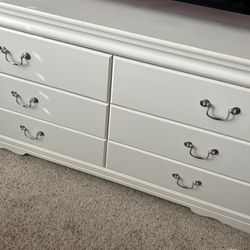 Bedroom Set