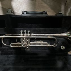 Yamaha Trumpet YTR-200ADII