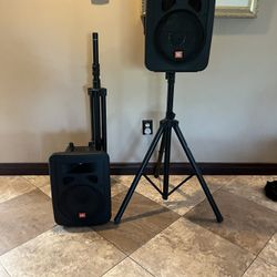Pair Of 2 Jbl Eon Speakers With Stands