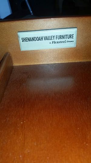 Large Shenandoah Valley Furniture By Flexsteel Co For Sale In