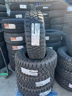 285/70/17 Toyo rt pro