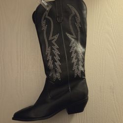 Boots With Belt