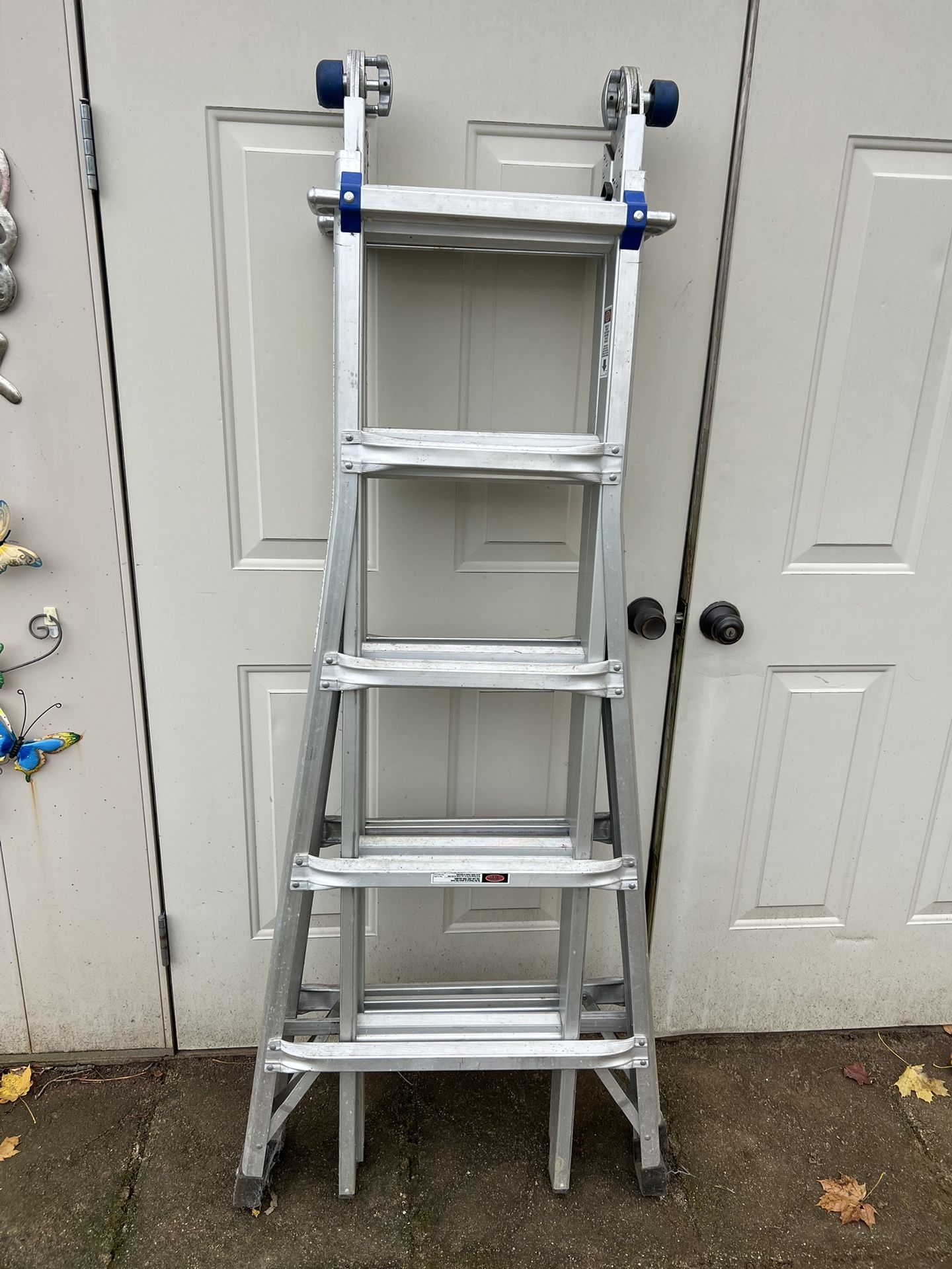 WERNER Telescoping Multi Ladder 22 Ft