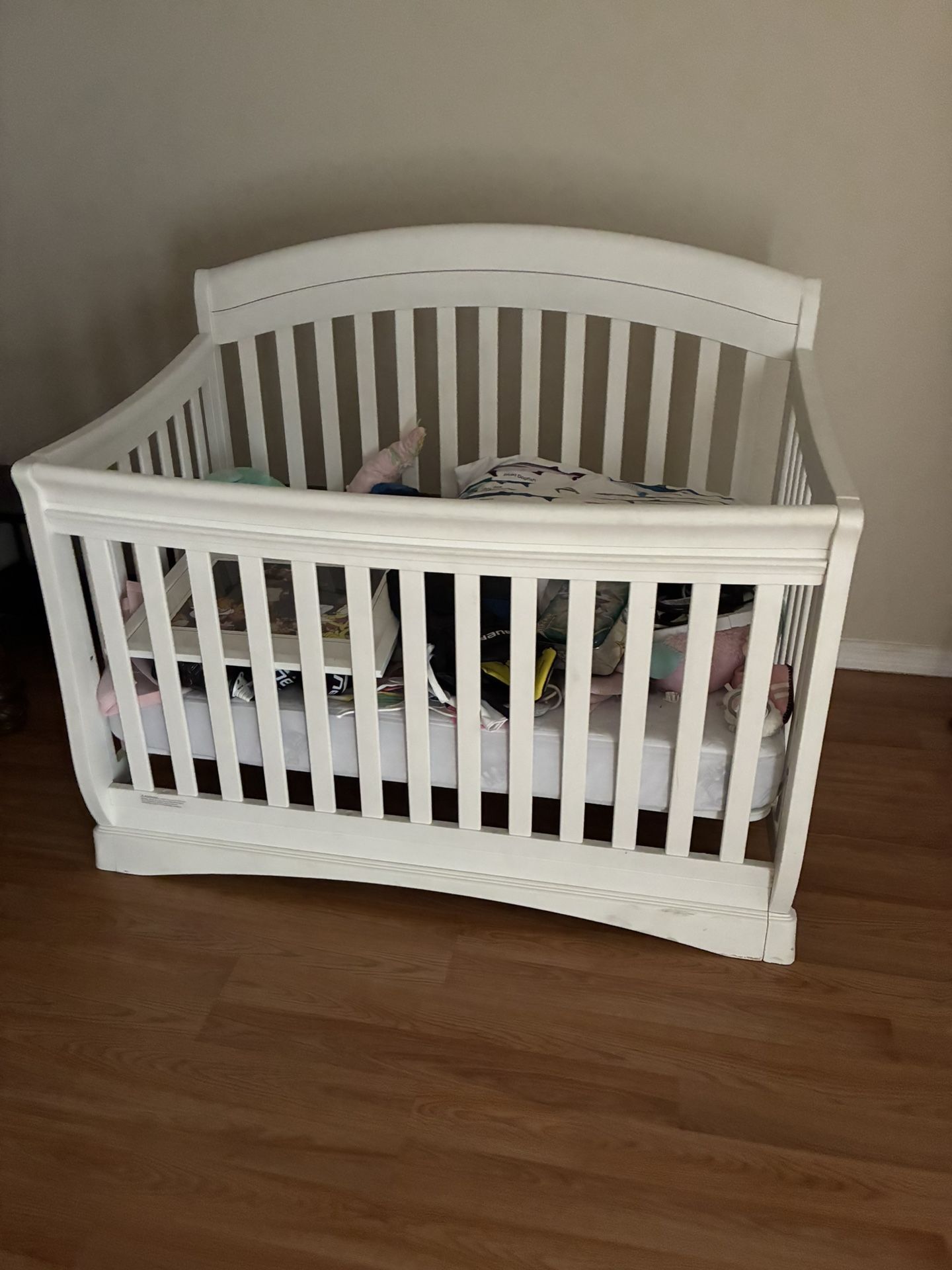Baby Crib With Mattress