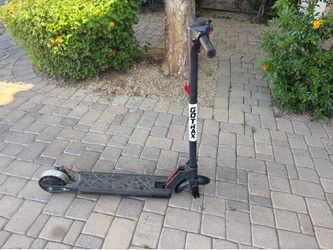 Electric scooter