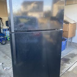 Whirlpool Refrigerator 