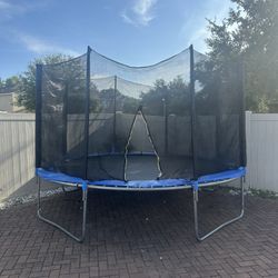 Trampoline 