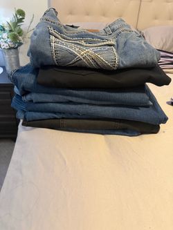 Eight pair of jeans size 22-24