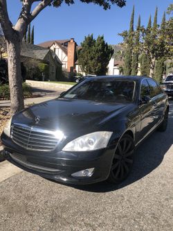 Parting Out! 2007 Mercedes S550 for parts!