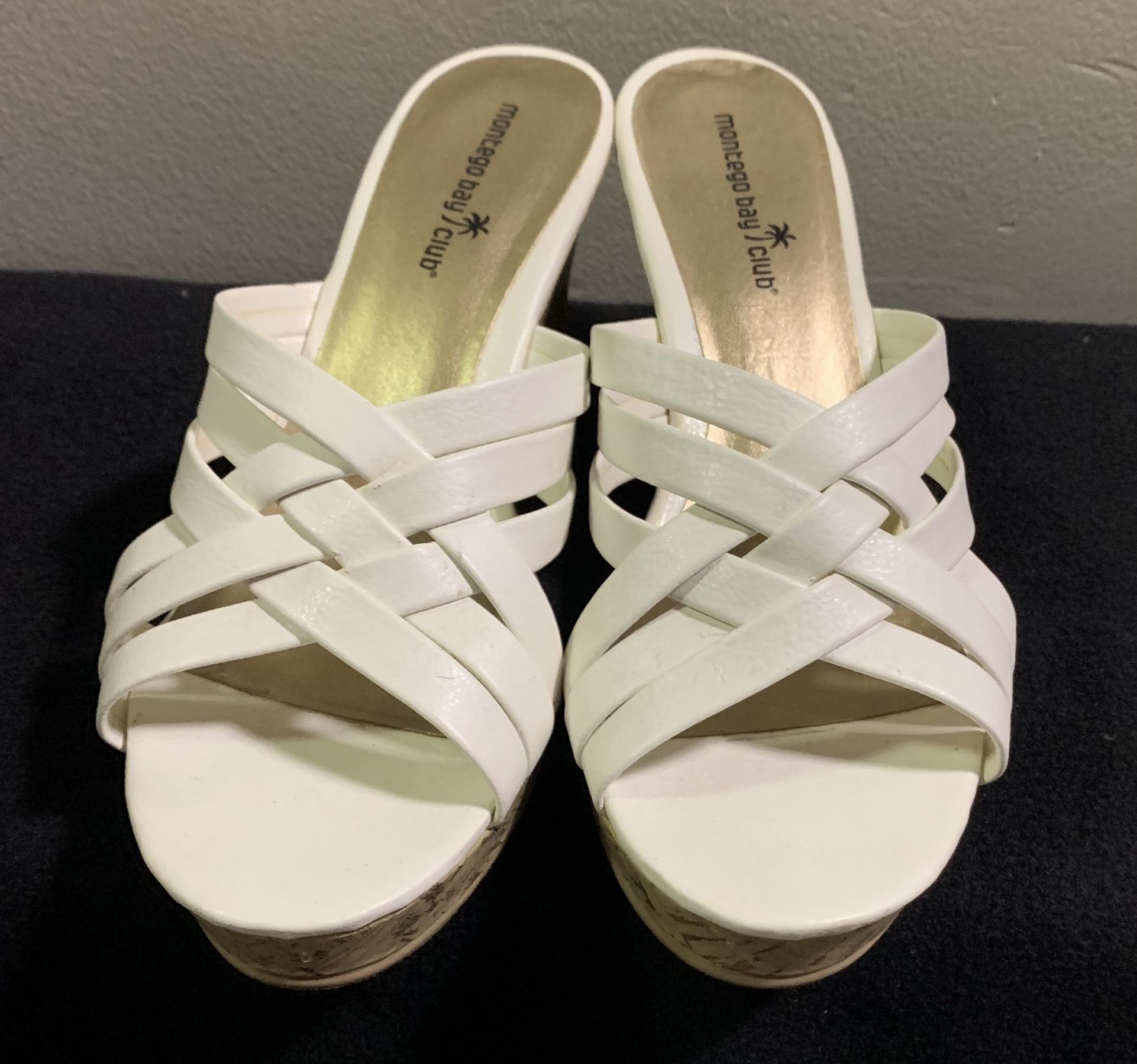 Montego Bay Club womens size 9 white cork wedge heeled sandals shoes