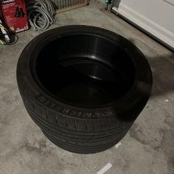 Michelin Pilot Sport 4S 235/40 ZR19