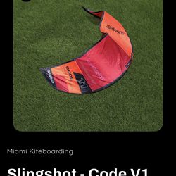 Slingshot  - code V1 11m kite