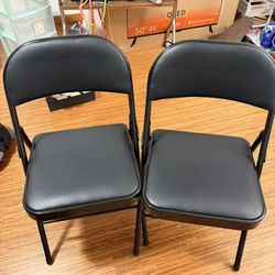 Folding chairs *2