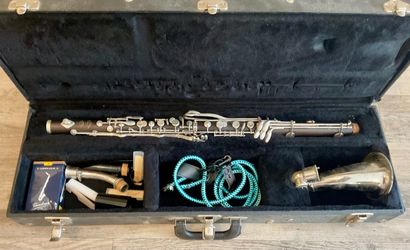 Depose Henri Selmer France Series 9 Eb Alto Clarinet with Hardshell Case and Xtras