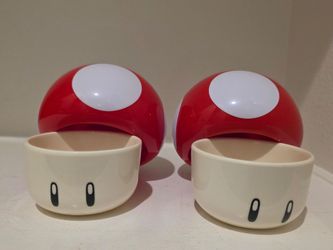 Super Nintendo World Toadstool Cafe Mario Mushroom Soup Bowl with Lid Set of 2