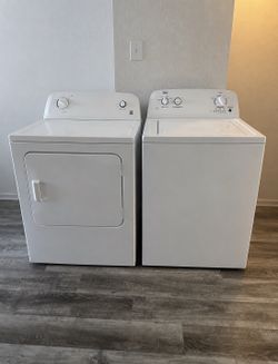 Lavadora y Secadora/Washer and Dryer