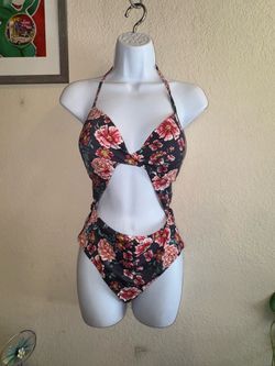 Floral swimsuit size 36B