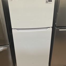 FRIGIDAIRE 14  CU FT TOP FREEZER REFRIGERATOR, ENERGY STAR CERTIFIED- 27.625”W