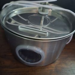 Like NEW.  1 CAT WATER FOUNTAIN BOWL