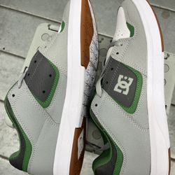 DC Men’s Skate Shoes (Cure Model)