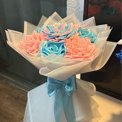 Ramo de Flores Eternas echas de Listón 🎀