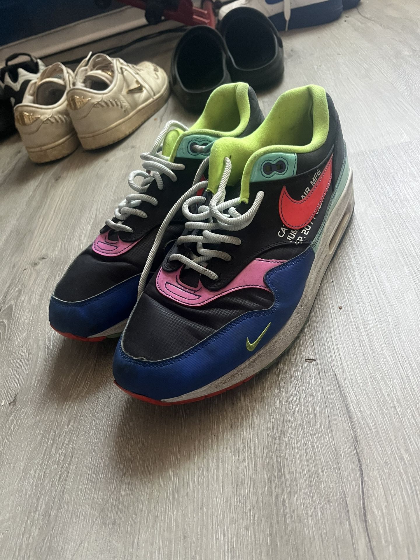 Nike Air Max 1 Black Hyper Grape