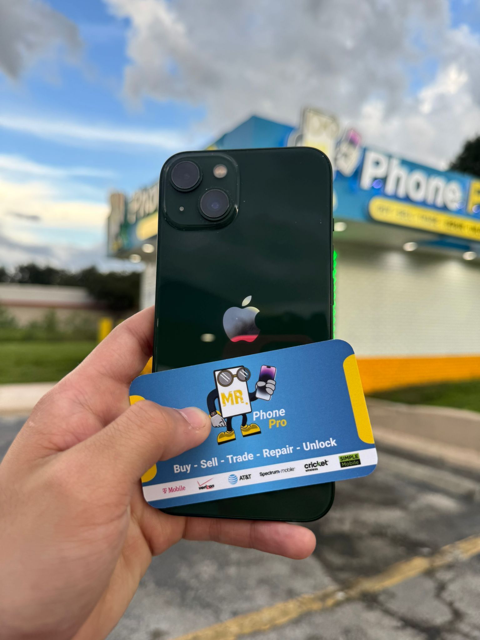 iPhone 13! Free Shipping, Great Deal!!