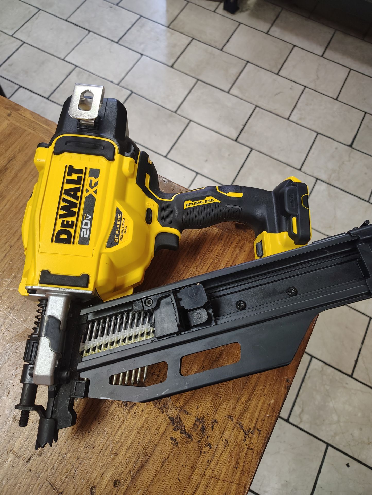 DeWalt 21 framing nailer like new