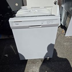 Dishwasher/stove/adjustable Base 